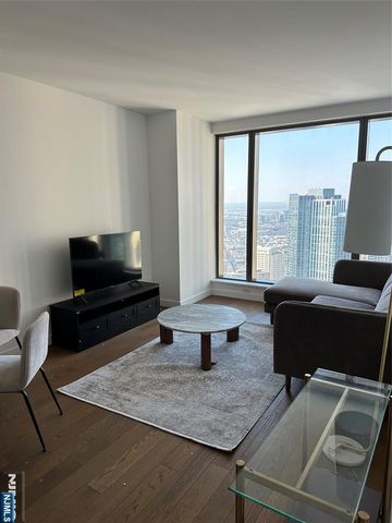 99 Hudson 5407, Jersey City, NJ 07302