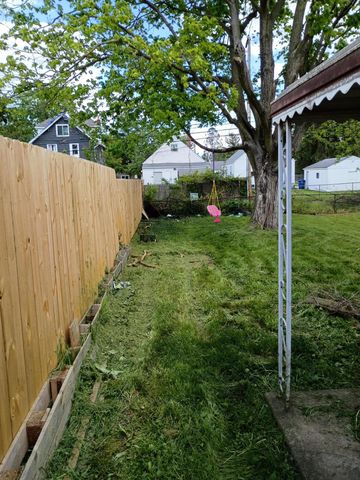 806 S Hampton Road, Columbus, OH 43227