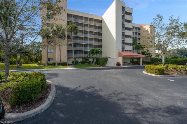 15161 Cedarwood LN # 1205, Naples, FL 34110