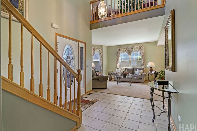 2001 Sparrow Circle, Round Lake, IL 60073