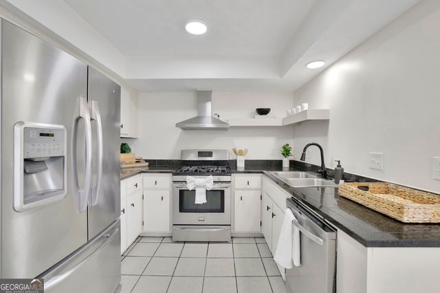 3092 Calumet Circle NW, Kennesaw, GA 30152