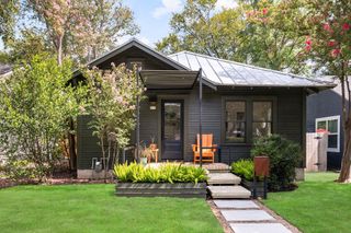 810 Keasbey ST, Austin, TX 78751