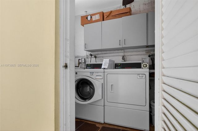 1308 Bayview Dr 2B, Fort Lauderdale, FL 33304