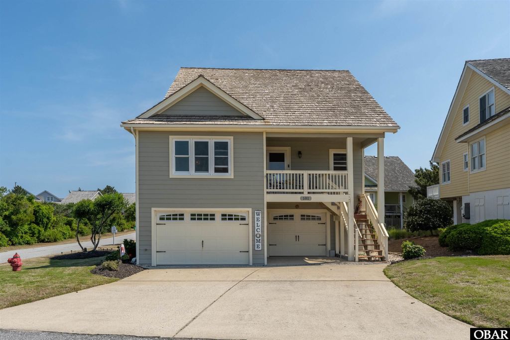 Image 1 of property listing at 101 Hillside Court, Nags Head, NC 27959