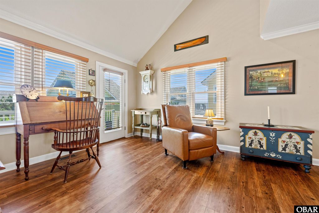 Image 11 of property listing at 101 Hillside Court, Nags Head, NC 27959