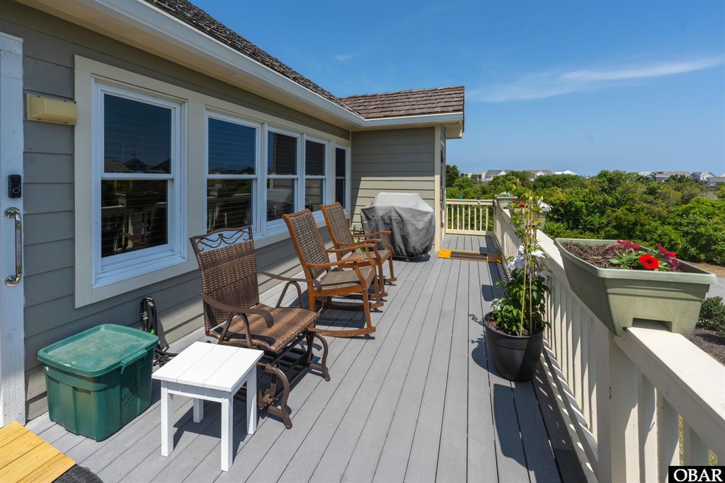 Image 16 of property listing at 101 Hillside Court, Nags Head, NC 27959