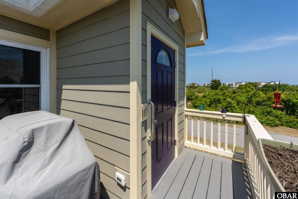 Image 17 of property listing at 101 Hillside Court, Nags Head, NC 27959