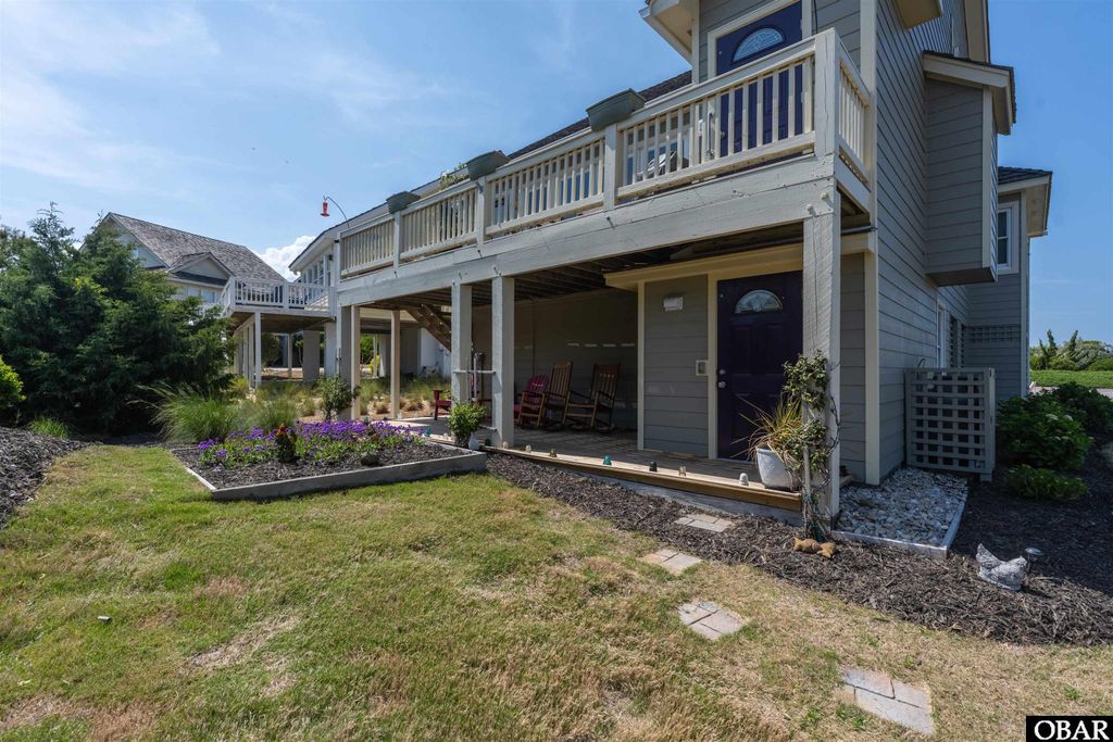 Image 41 of property listing at 101 Hillside Court, Nags Head, NC 27959