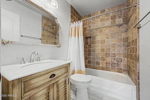 5615 W TONOPAH Drive, Glendale, AZ 85308