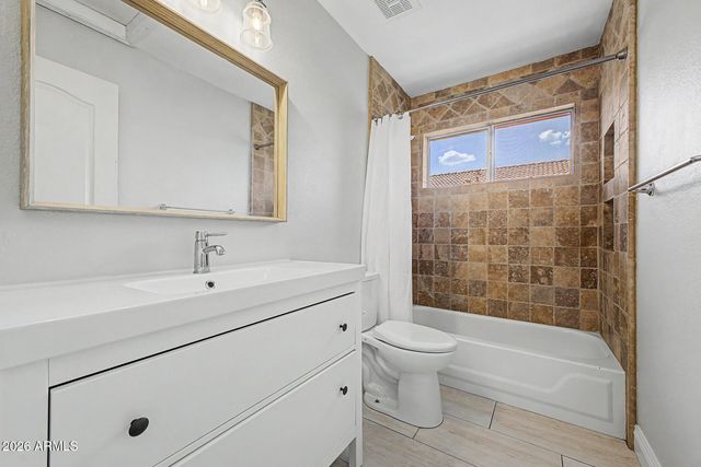 5615 W TONOPAH Drive, Glendale, AZ 85308