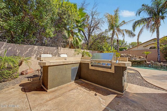 5615 W TONOPAH Drive, Glendale, AZ 85308