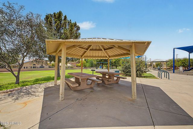 5615 W TONOPAH Drive, Glendale, AZ 85308