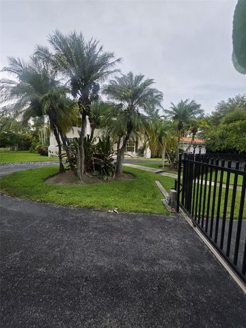 7240 SW 119th St, Pinecrest, FL 33156