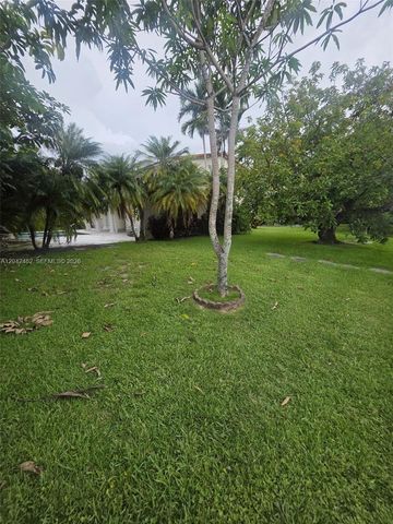 7240 SW 119th St, Pinecrest, FL 33156