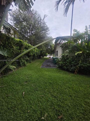 7240 SW 119th St, Pinecrest, FL 33156