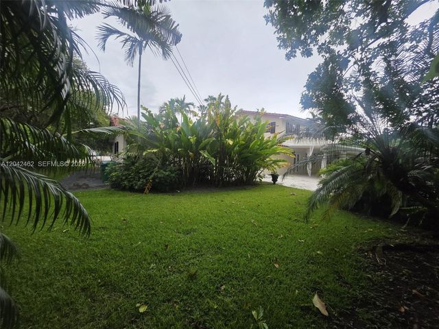 7240 SW 119th St, Pinecrest, FL 33156