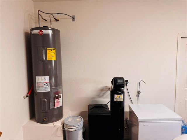 5099 S Jacaranda Place, Fort Mohave, AZ 86426