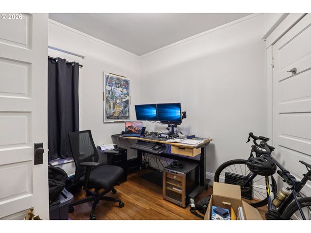 2456 Ne 7TH Ave, Portland, OR 97212