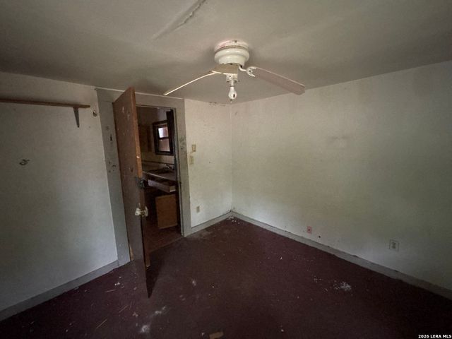 351 Barrett, San Antonio, TX 78225