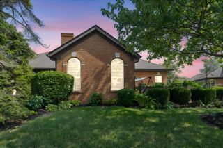 2566 Trotterslane Drive, Columbus, OH 43235