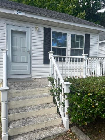 991 Rochelle Avenue, Charleston, SC 29407