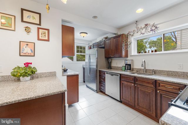 715 NAYLORS RUN ROAD, Havertown, PA 19083