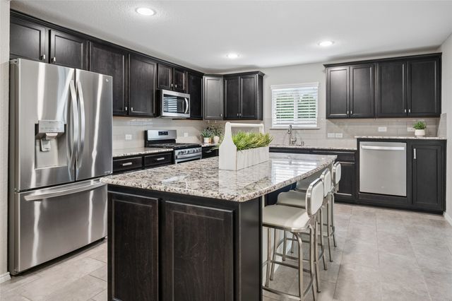 2054 Marsh Point Drive, Frisco, TX 75036