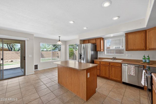 15996 W LINDEN Street, Goodyear, AZ 85338