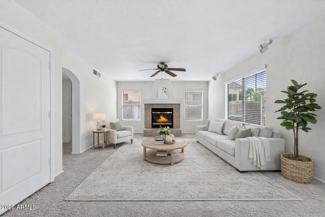 15996 W LINDEN Street, Goodyear, AZ 85338