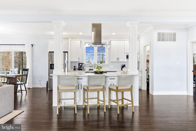 3628 BAY DR, Baltimore, MD 21220