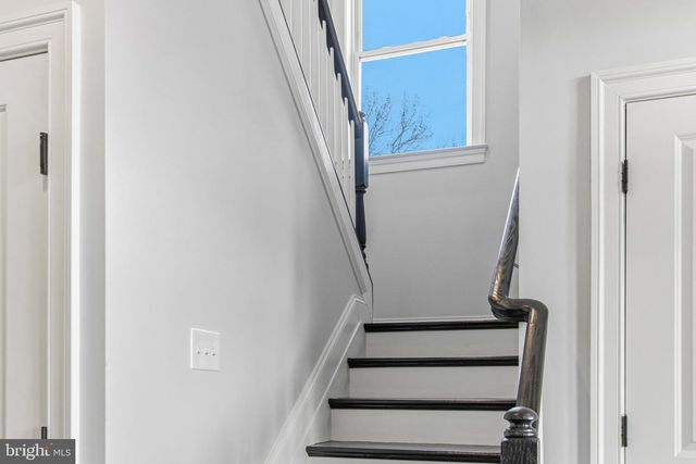 3628 BAY DR, Baltimore, MD 21220