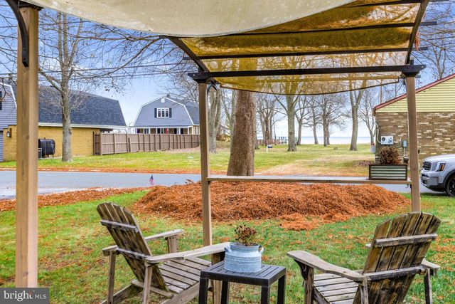 3628 BAY DR, Baltimore, MD 21220