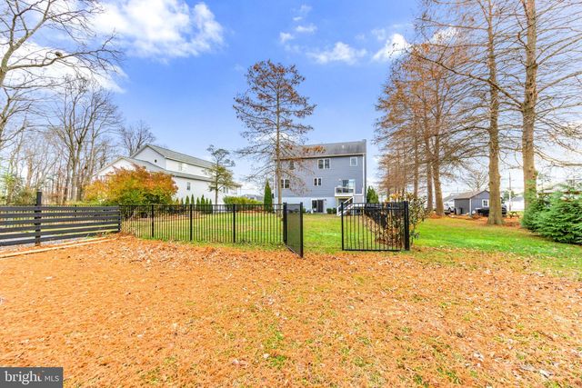 3628 BAY DR, Baltimore, MD 21220