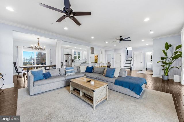 3628 BAY DR, Baltimore, MD 21220