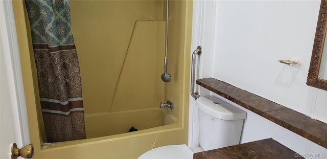 112 Cambridge Cirlcle, Loch Sheldrake, NY 12759