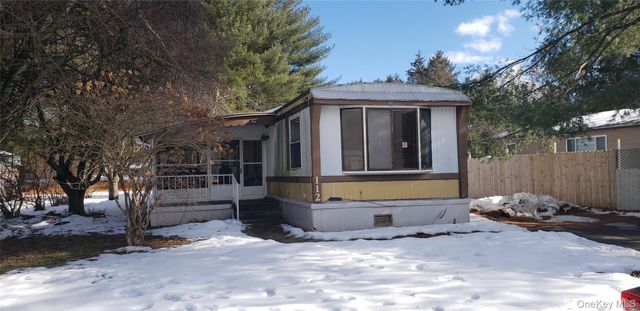 112 Cambridge Cirlcle, Loch Sheldrake, NY 12759