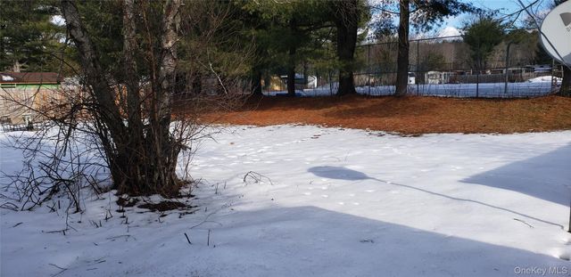 112 Cambridge Cirlcle, Loch Sheldrake, NY 12759