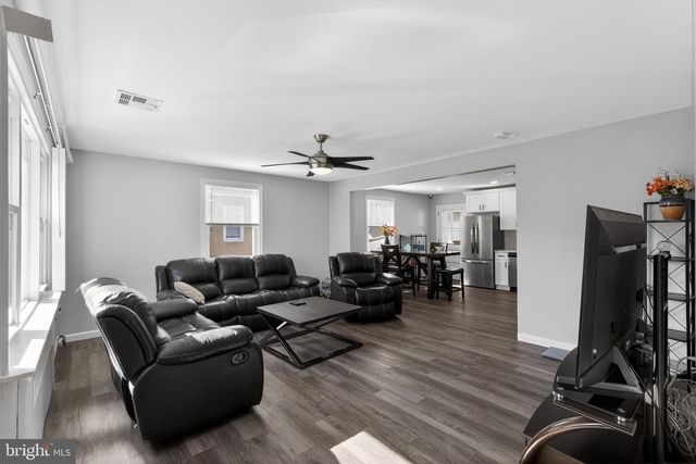 110 MCCORMICK AVE, Ridley Park, PA 19078