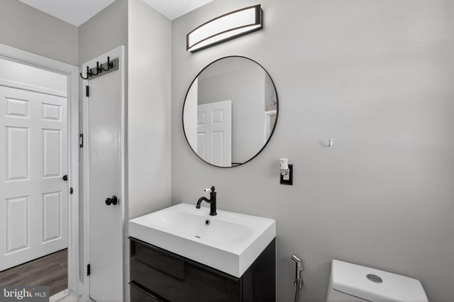 110 MCCORMICK AVE, Ridley Park, PA 19078