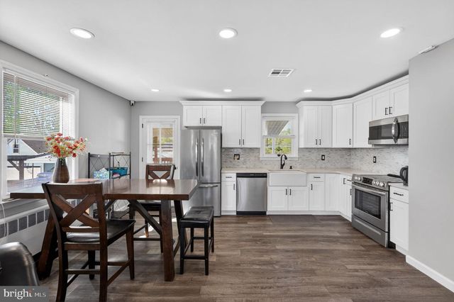 110 MCCORMICK AVE, Ridley Park, PA 19078