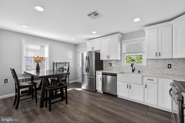 110 MCCORMICK AVE, Ridley Park, PA 19078