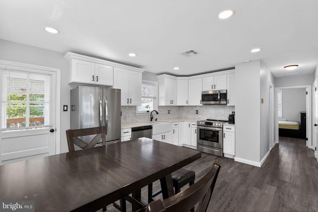 110 MCCORMICK AVE, Ridley Park, PA 19078