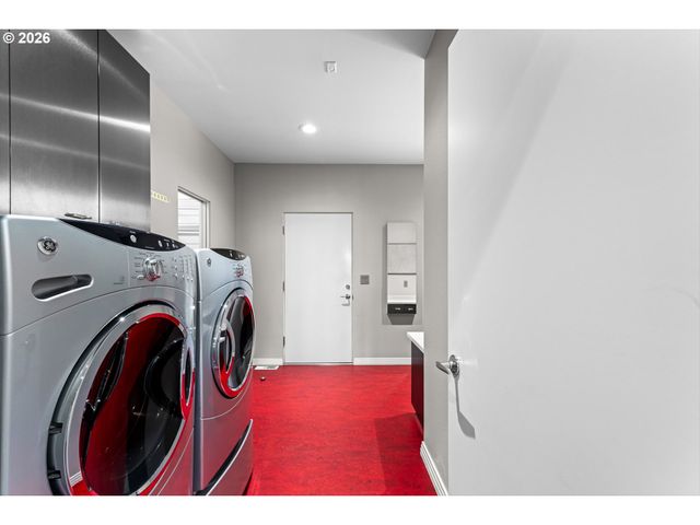 14400 UPLANDS Dr, Lake Oswego, OR 97034