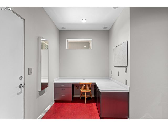 14400 UPLANDS Dr, Lake Oswego, OR 97034