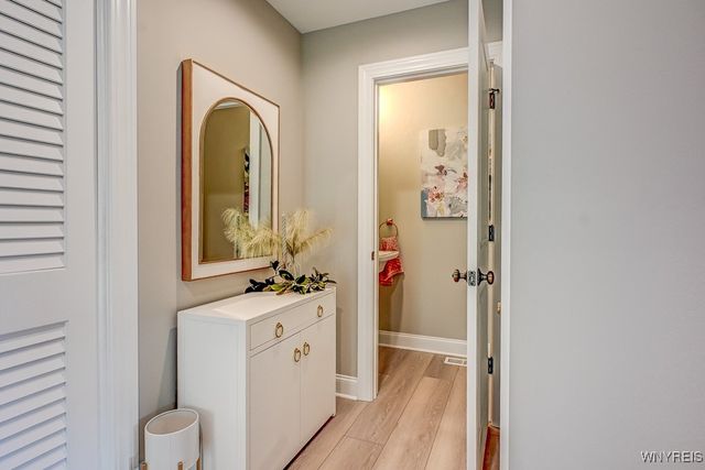 37 A Stonham Place 0601, Amherst, NY 14221