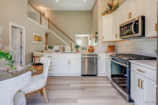 37 A Stonham Place 0601, Amherst, NY 14221