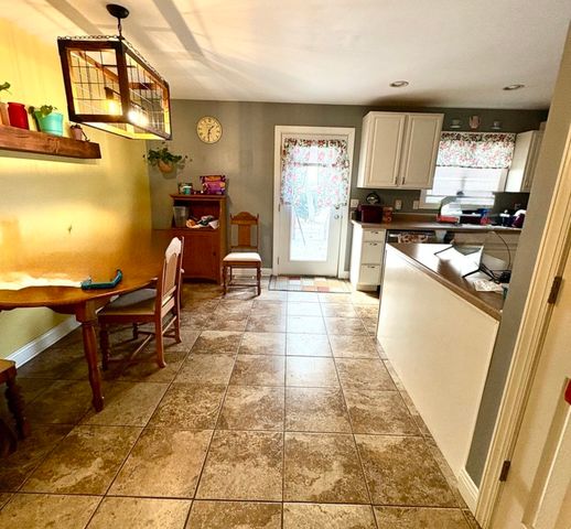 344 A Cassidy Court, Utica, IL 61373