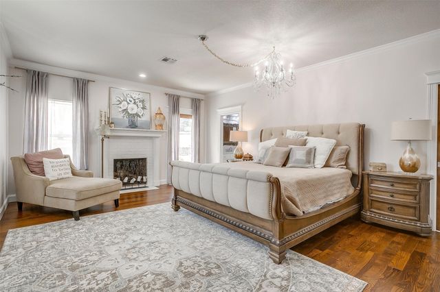 1421 Highlake Lane, Weatherford, TX 76087