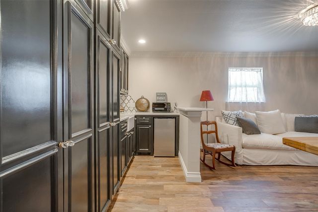 1421 Highlake Lane, Weatherford, TX 76087