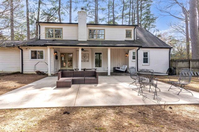 8050 FARMINGTON BLVD, Germantown, TN 38138